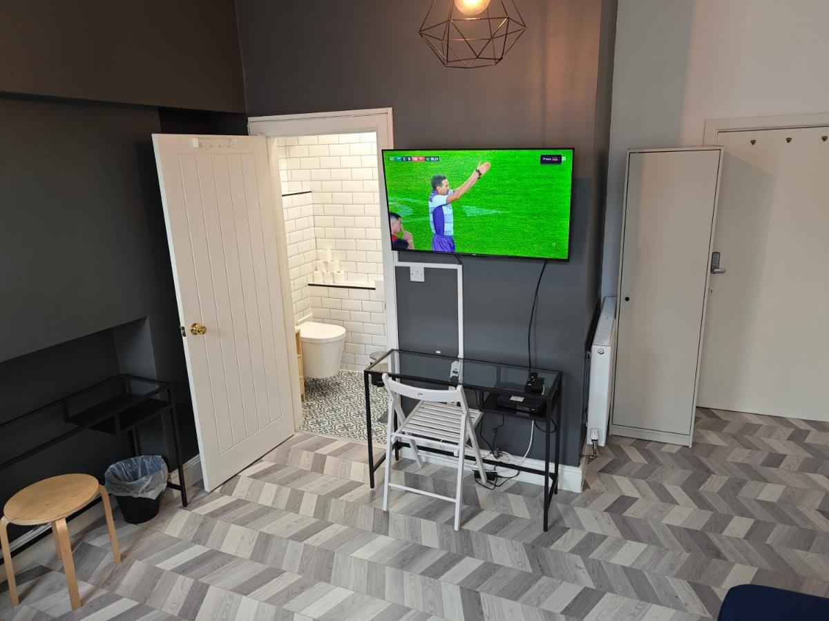 2 Bedroom 2 Bathroom Apartment In Old St - Shoreditch - Zone 1 London Eksteriør billede