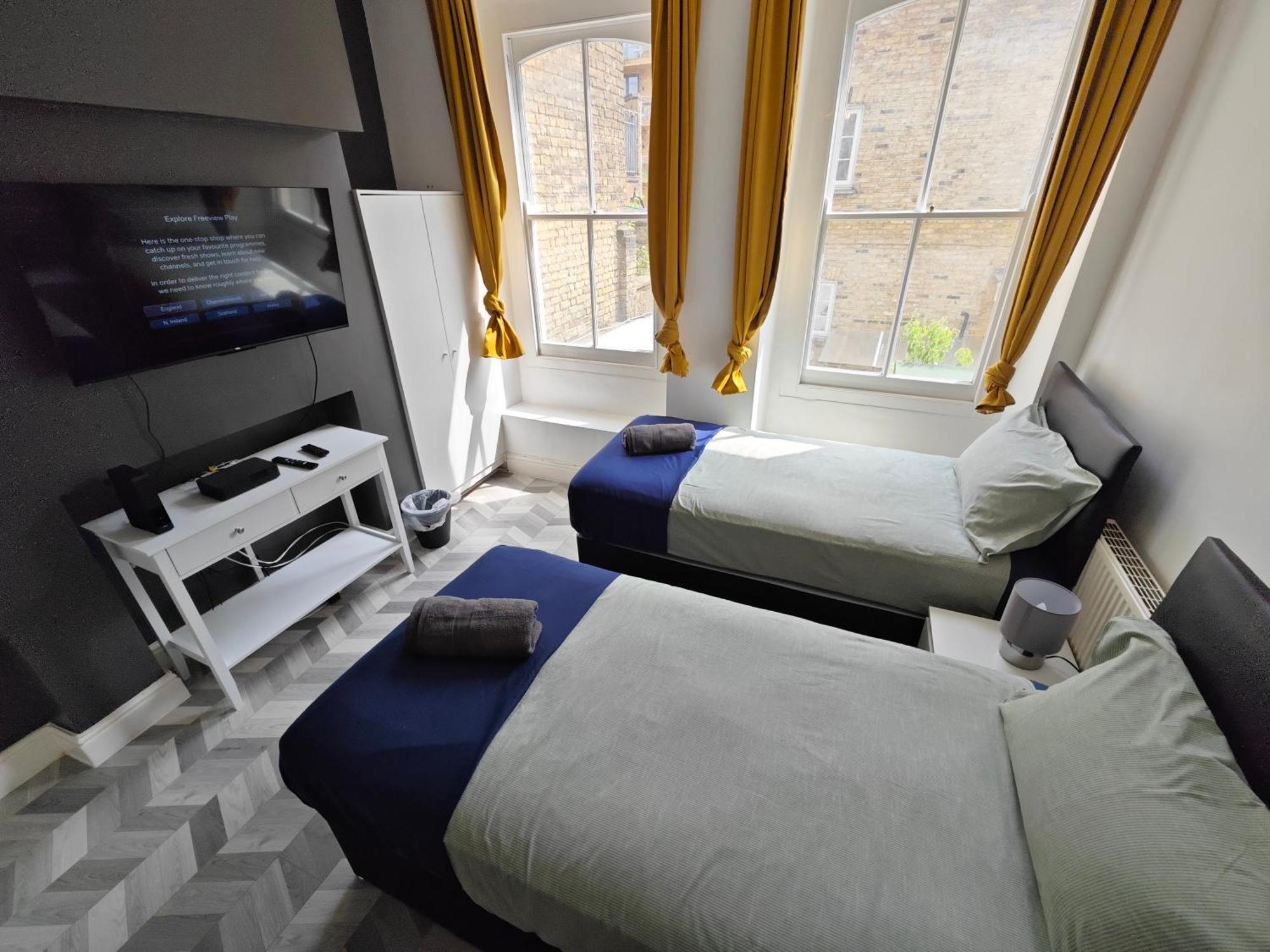 2 Bedroom 2 Bathroom Apartment In Old St - Shoreditch - Zone 1 London Eksteriør billede