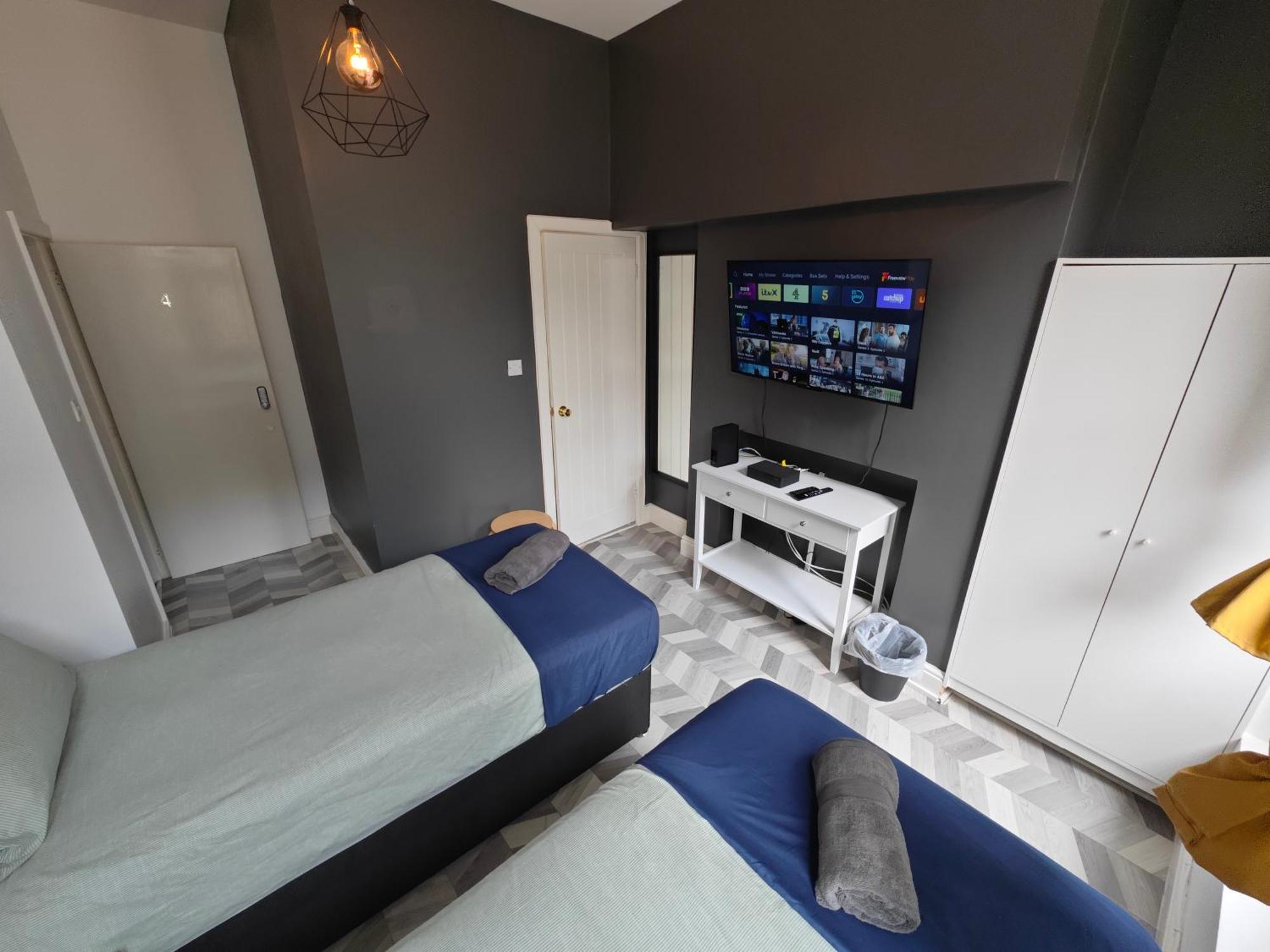 2 Bedroom 2 Bathroom Apartment In Old St - Shoreditch - Zone 1 London Eksteriør billede