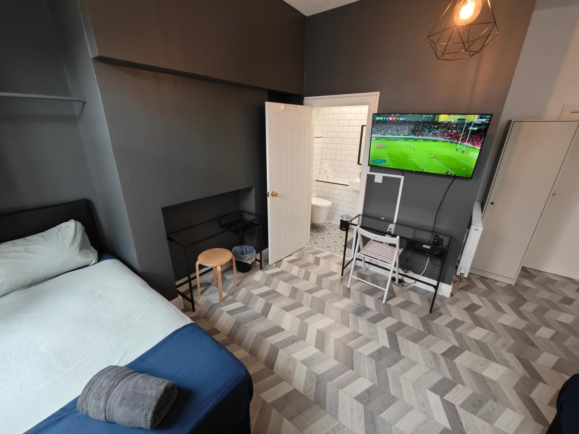 2 Bedroom 2 Bathroom Apartment In Old St - Shoreditch - Zone 1 London Eksteriør billede